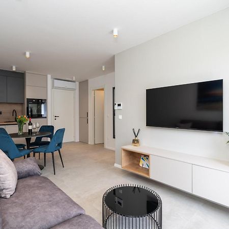Apartments Maria Затон Екстер'єр фото