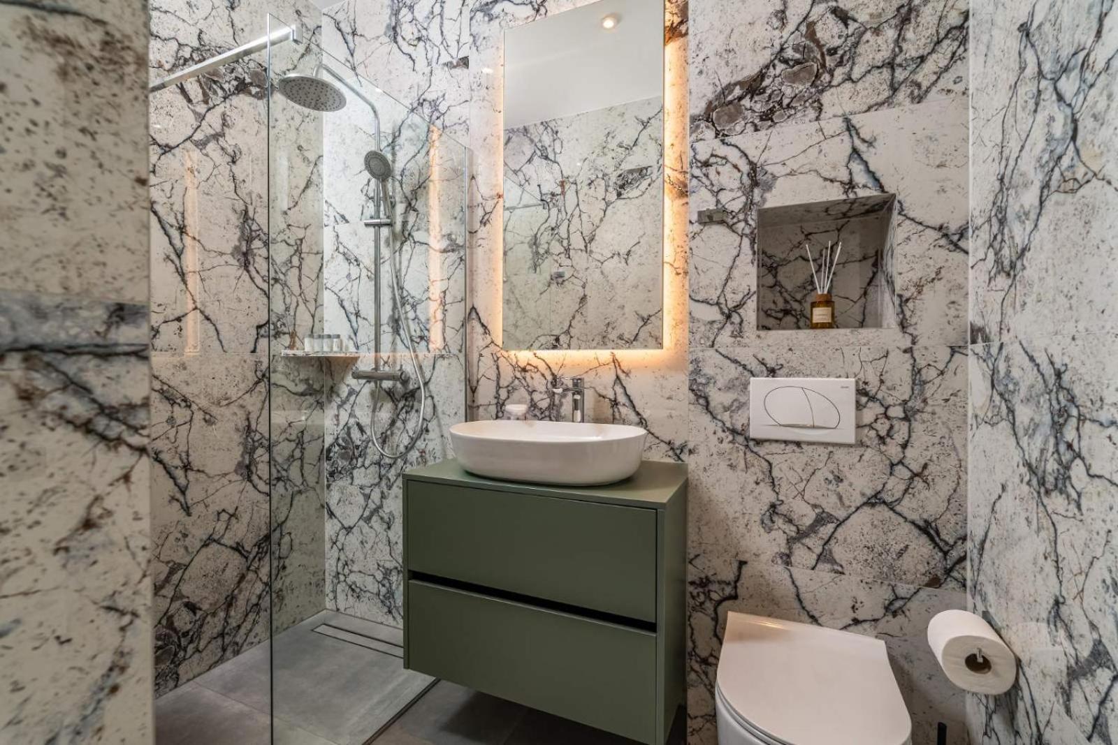 Apartments Maria Затон Екстер'єр фото
