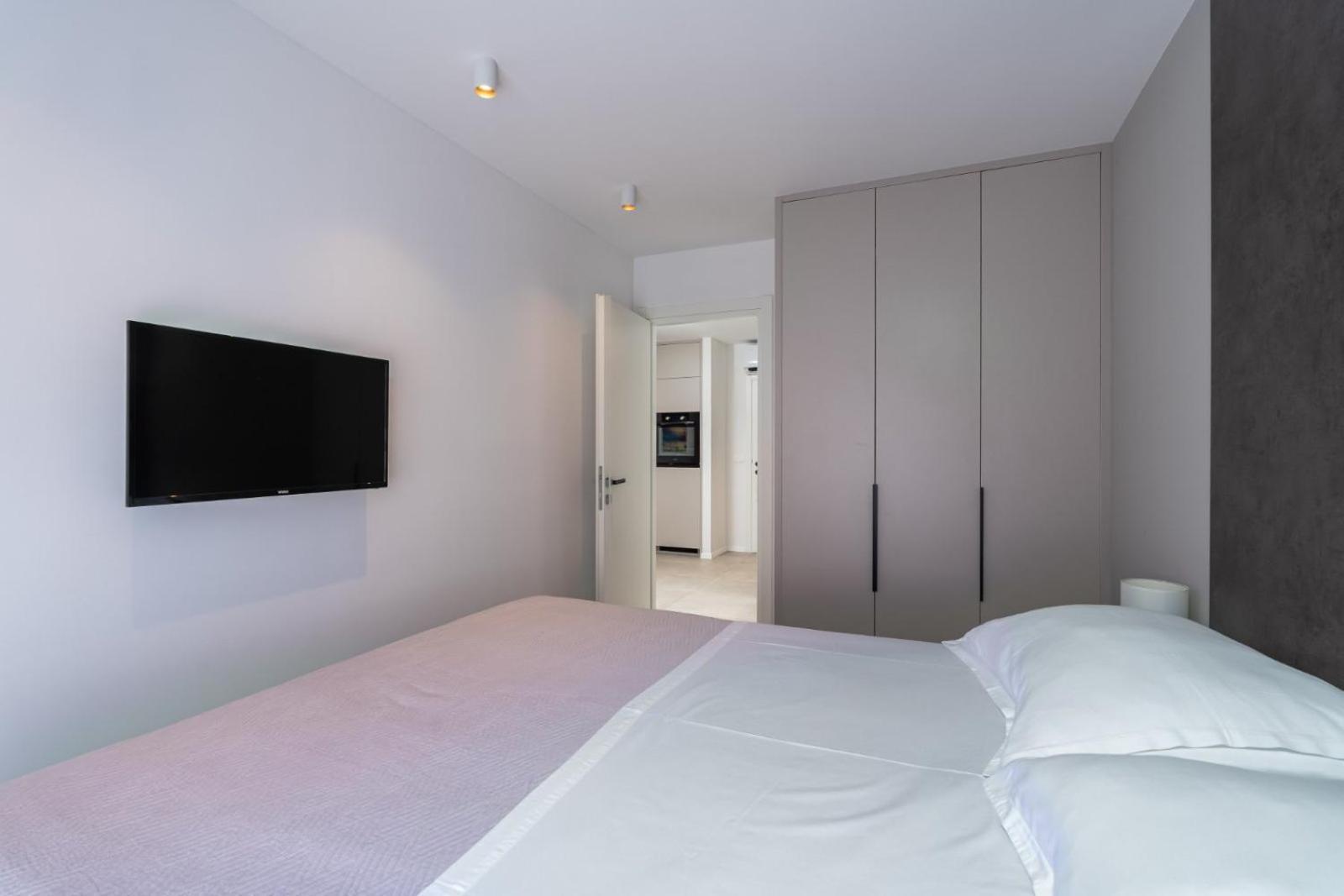Apartments Maria Затон Екстер'єр фото