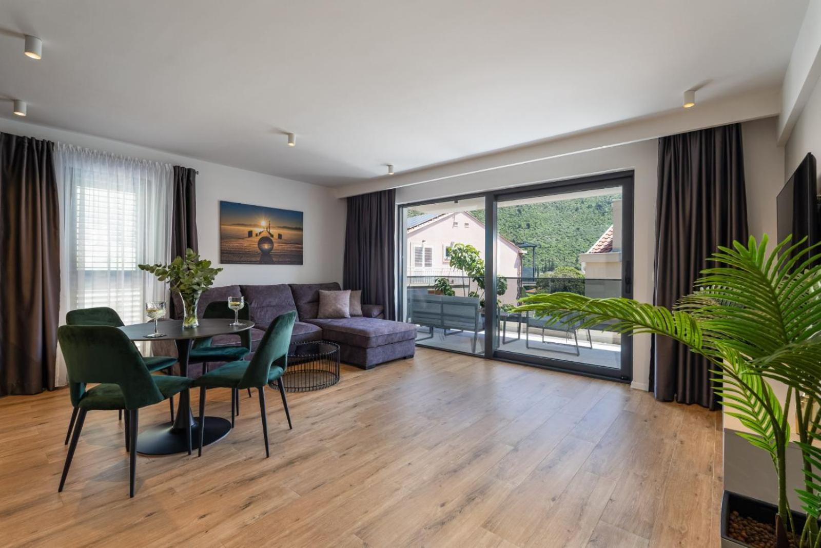 Apartments Maria Затон Екстер'єр фото