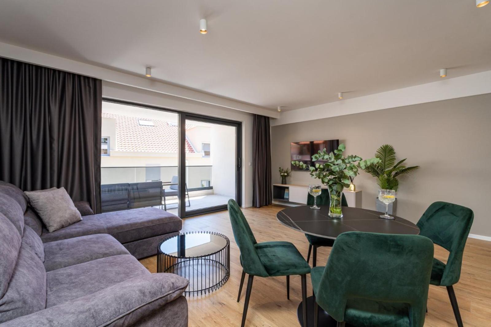 Apartments Maria Затон Екстер'єр фото